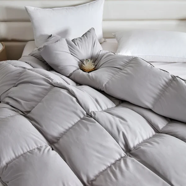 KDJEIKZ Winter Cotton Goose Down Quilt Five Star Hotel Duvet Super Soft Fluffy Queen King Full 3 Experience the ultimate luxury and comfort with our Luxurious Winter Goose Down Quilt. Crafted from 100% cotton fabric and filled with luxurious white goose down, our quilt offers unmatched softness, warmth, and breathability.