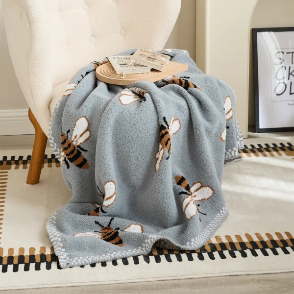 REGINA Kawaii Bee Pattern White Spot Edge Blanket Super Soft Cozy Chic Home Decor Bed Sofa 3 Elevate comfort on the go with Regina Kawaii Bee Pattern White Spot Edge Blanket. Cozy, chic, and perfect for home or travel.